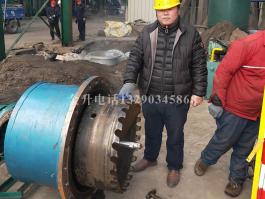 河北龍星化工！供熱管道帶壓開孔順利完成！